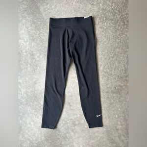 Nike Black Capris